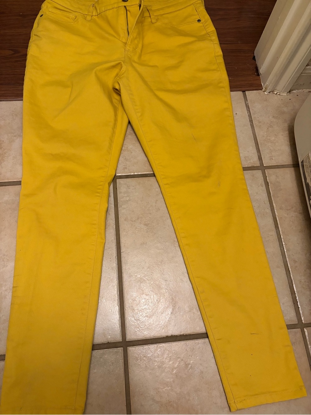 Women’s St. John’s bay Yellow skinny Jeans